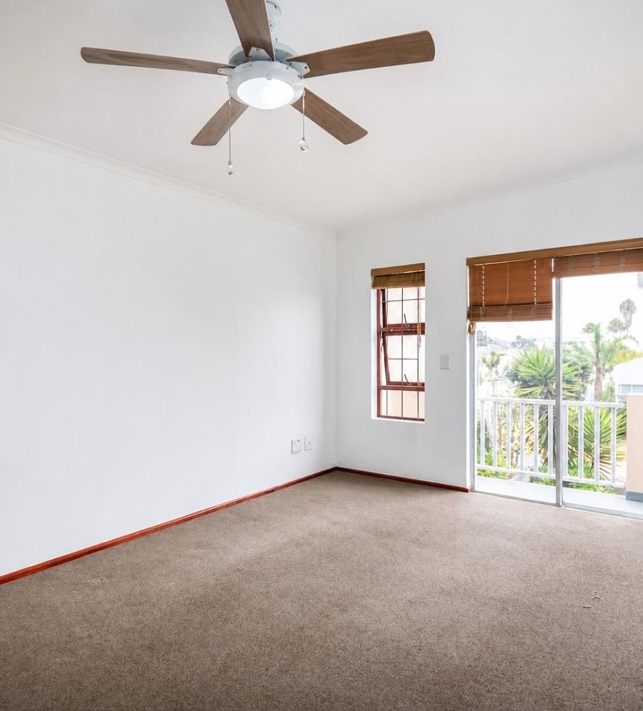 2 Bedroom Property for Sale in Parklands Western Cape
